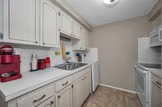 4218 TERRAPIN PLACE D, New Port Richey, FL 34652