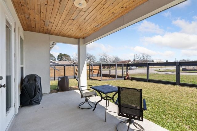 4802 Del Paseo St, Corpus Christi, TX 78411