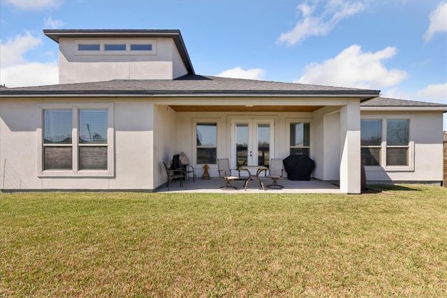 4802 Del Paseo St, Corpus Christi, TX 78411