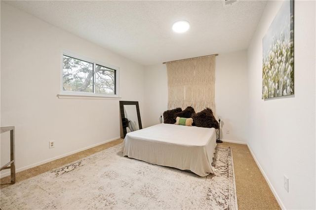 3318 Harpers Ferry LN, Austin, TX 78745