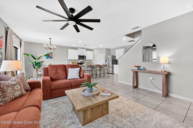 1864 Capital Drive SE, Palm Bay, FL 32909