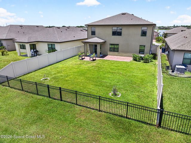 1864 Capital Drive SE, Palm Bay, FL 32909