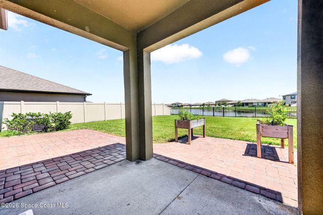 1864 Capital Drive SE, Palm Bay, FL 32909