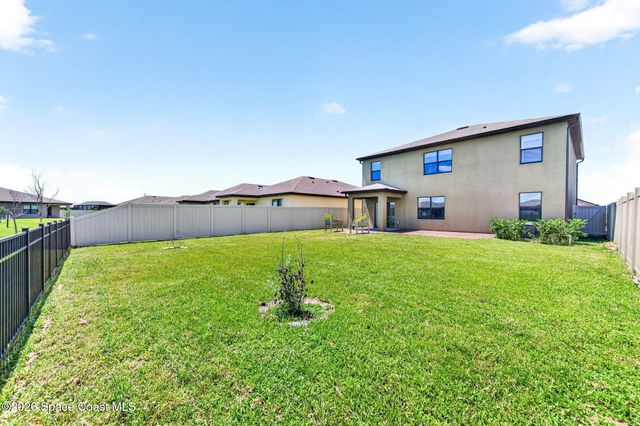 1864 Capital Drive SE, Palm Bay, FL 32909
