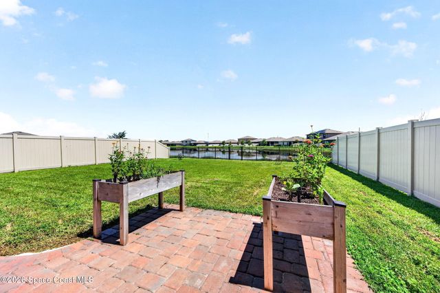 1864 Capital Drive SE, Palm Bay, FL 32909