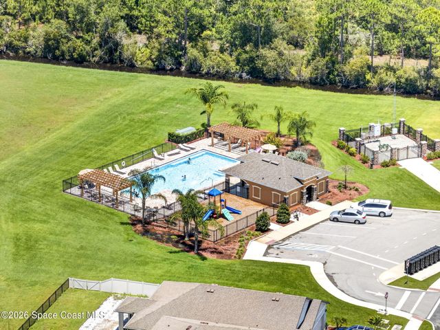 1864 Capital Drive SE, Palm Bay, FL 32909