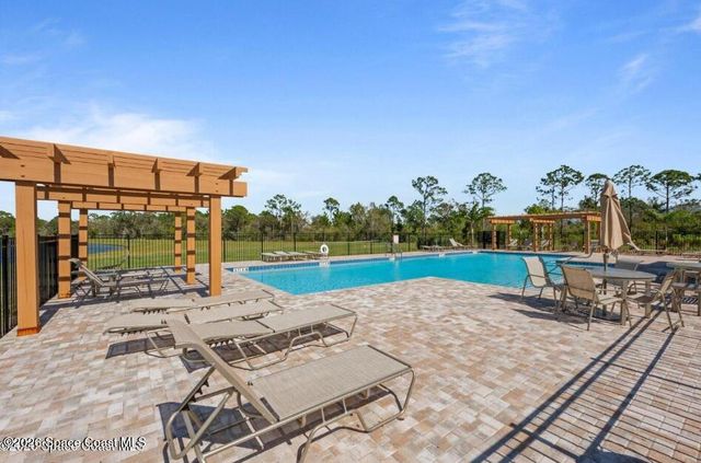 1864 Capital Drive SE, Palm Bay, FL 32909