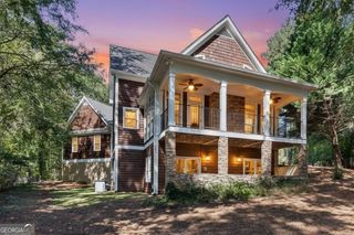 165 S Rock Island Drive, Eatonton, GA 31024