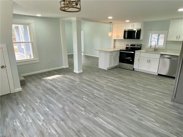 101 Eastwood Dr, Newport News, VA 23602
