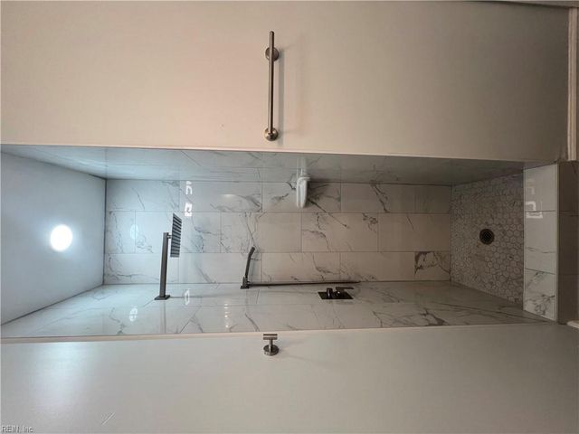 101 Eastwood Dr, Newport News, VA 23602