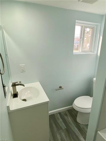 101 Eastwood Dr, Newport News, VA 23602