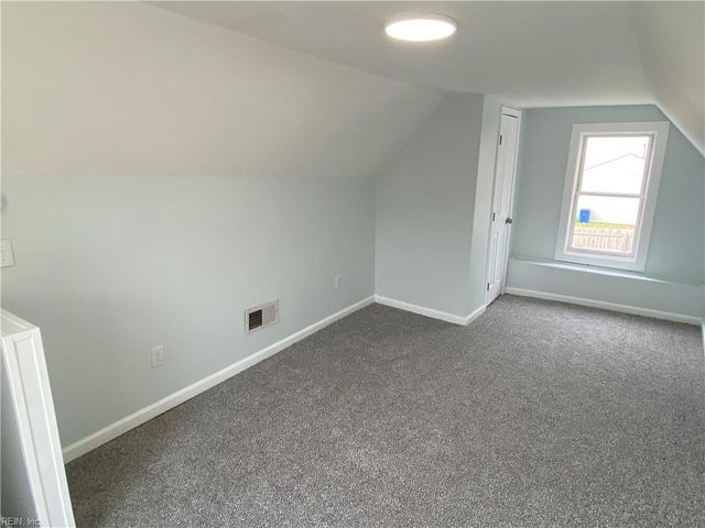 101 Eastwood Dr, Newport News, VA 23602