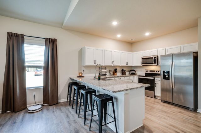 2757 S Cypress Ct, Wichita, KS 67210