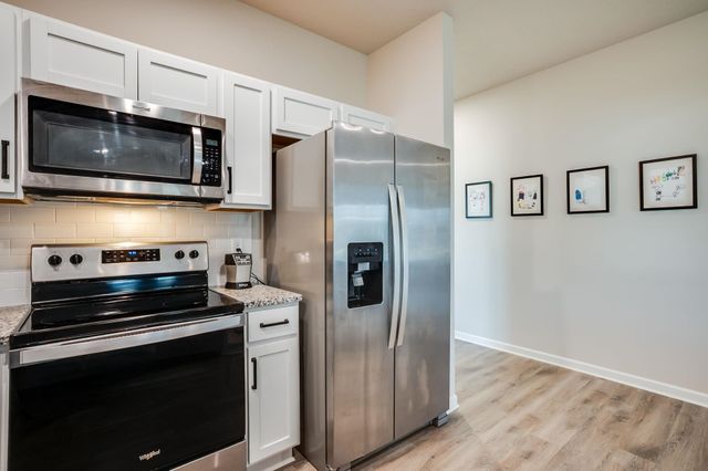 2757 S Cypress Ct, Wichita, KS 67210