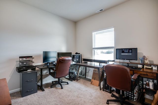 2757 S Cypress Ct, Wichita, KS 67210