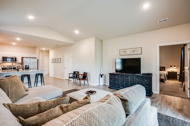 2757 S Cypress Ct, Wichita, KS 67210