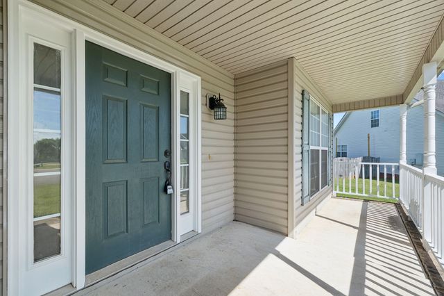 1013 Wigan Dr, Murfreesboro, TN 37130