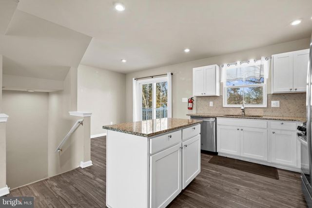 117 COMFORT RD, Williamstown, NJ 08094