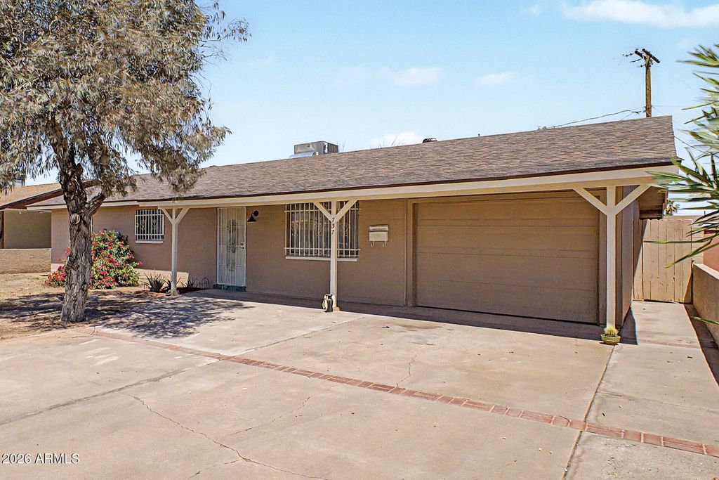 737 S ELM --, Mesa, AZ 85202 — photo 2