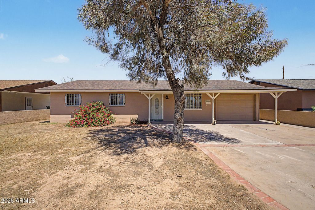 737 S ELM --, Mesa, AZ 85202 — photo 4
