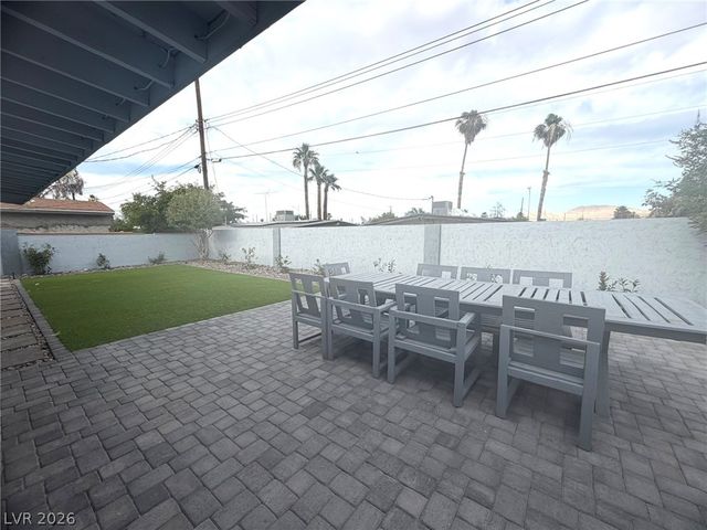 700 North 22nd Street, Las Vegas, NV 89101
