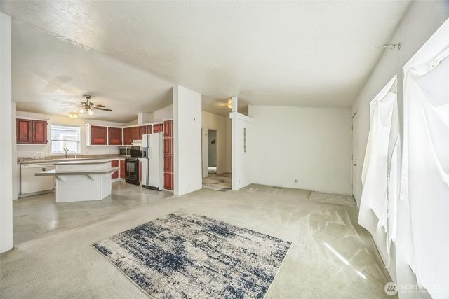201 W Oakview Avenue #48, Centralia, WA 98531