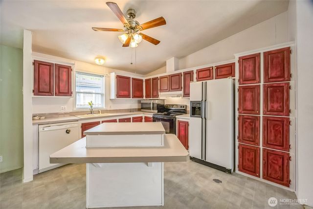 201 W Oakview Avenue #48, Centralia, WA 98531