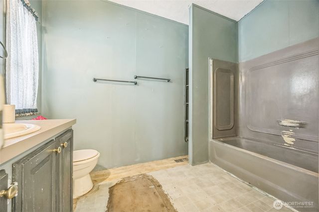 201 W Oakview Avenue #48, Centralia, WA 98531