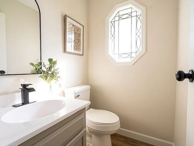 4040 Willowood Avenue, Marion, IA 52302