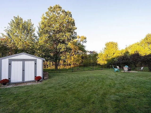 4040 Willowood Avenue, Marion, IA 52302