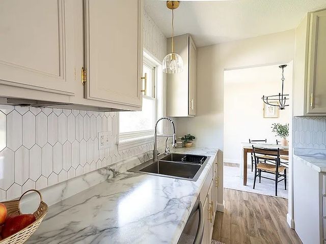 4040 Willowood Avenue, Marion, IA 52302