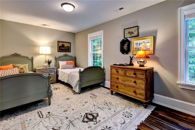 8401 Croaker Rd, Williamsburg, VA 23188