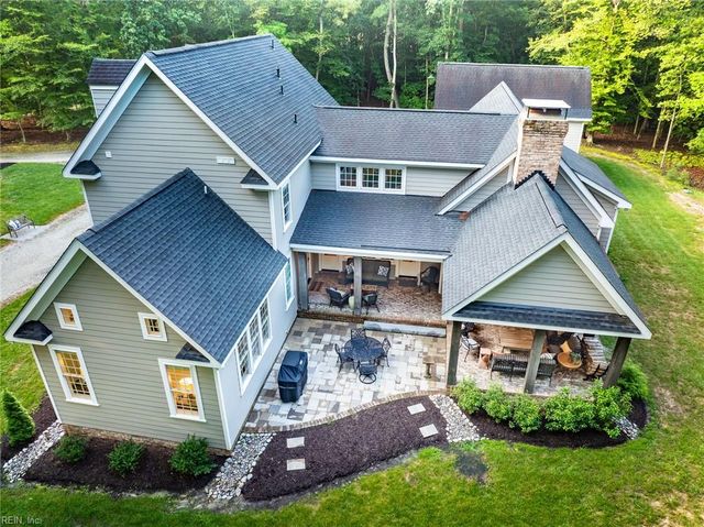 8401 Croaker Rd, Williamsburg, VA 23188