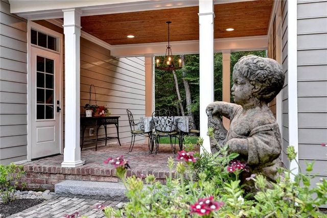 8401 Croaker Rd, Williamsburg, VA 23188