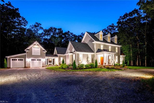 8401 Croaker Rd, Williamsburg, VA 23188