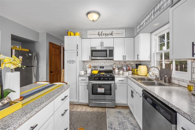 5700 Gentian Court, Grand Rapids, MI 49508