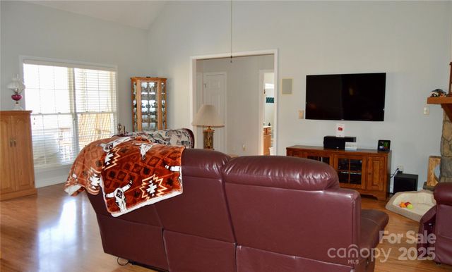 7972 Summit Ridge Drive, Catawba, NC 28609