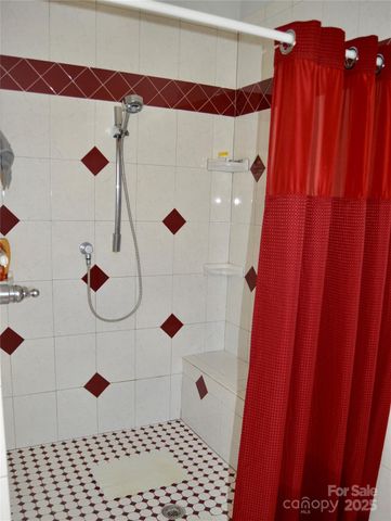 7972 Summit Ridge Drive, Catawba, NC 28609