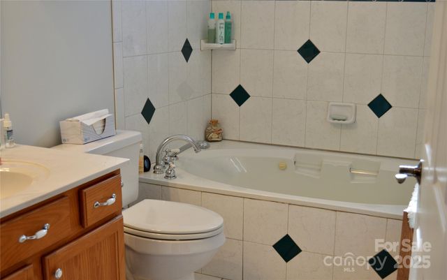 7972 Summit Ridge Drive, Catawba, NC 28609