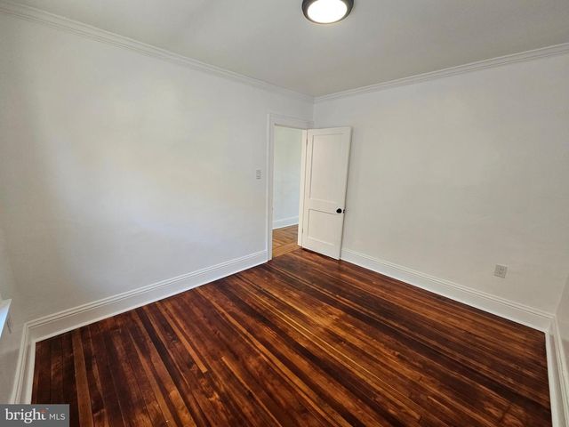 13 E GRIFFITH ST, Penns Grove, NJ 08069
