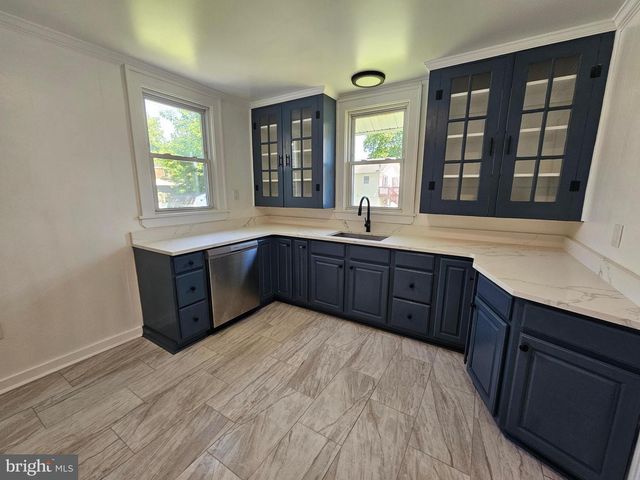 13 E GRIFFITH ST, Penns Grove, NJ 08069