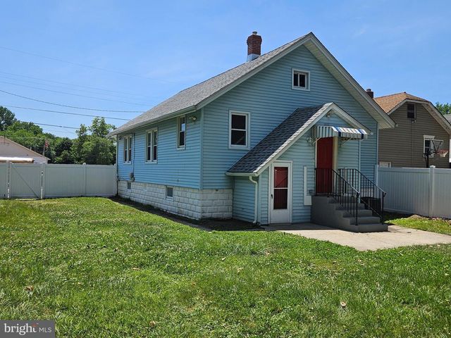 13 E GRIFFITH ST, Penns Grove, NJ 08069