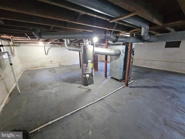 13 E GRIFFITH ST, Penns Grove, NJ 08069