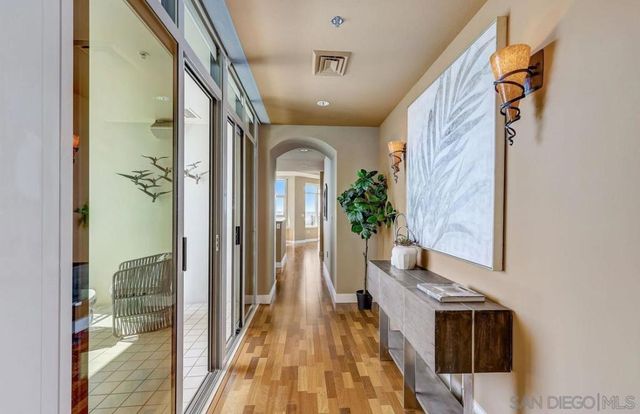 700 W Harbor Dr 2902, San Diego, CA 92101