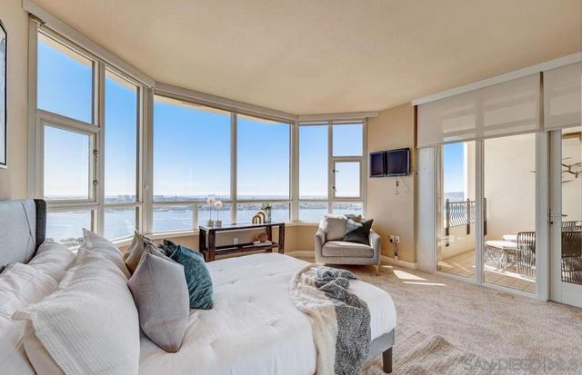700 W Harbor Dr 2902, San Diego, CA 92101