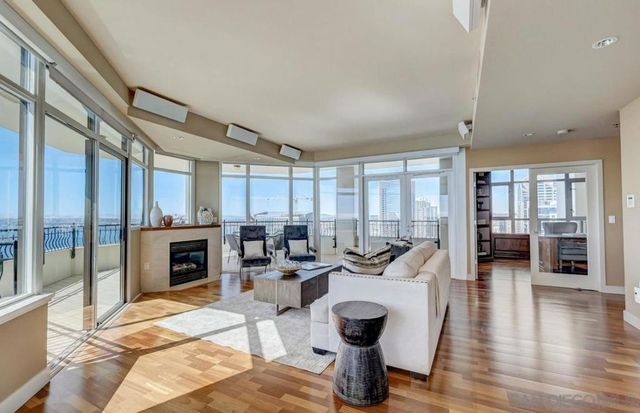 700 W Harbor Dr 2902, San Diego, CA 92101