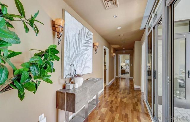 700 W Harbor Dr 2902, San Diego, CA 92101