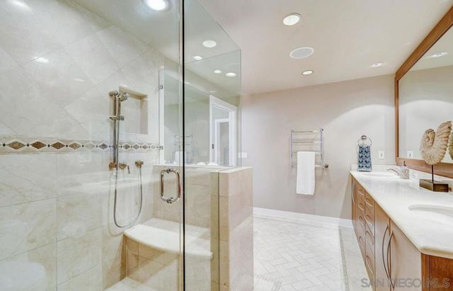 700 W Harbor Dr 2902, San Diego, CA 92101