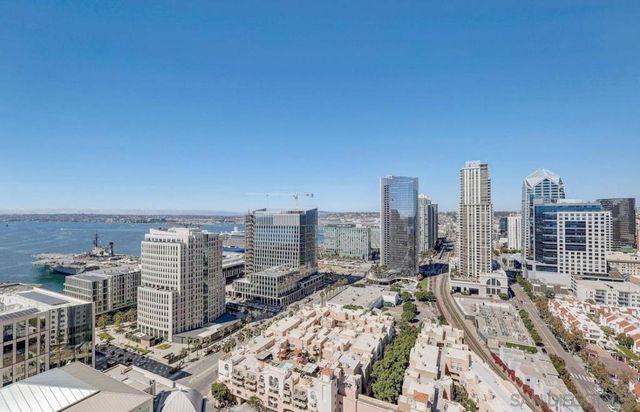 700 W Harbor Dr 2902, San Diego, CA 92101