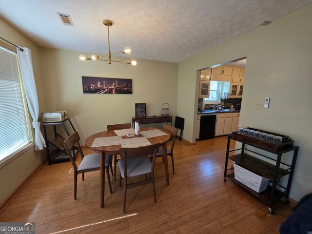 520 Cornwallis Way, Fayetteville, GA 30214